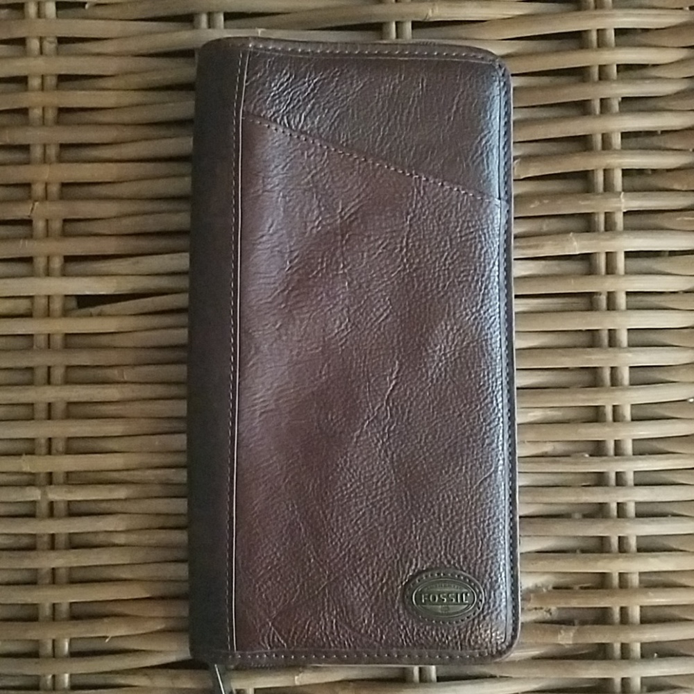 Fossil Passport travel wallet brown leather